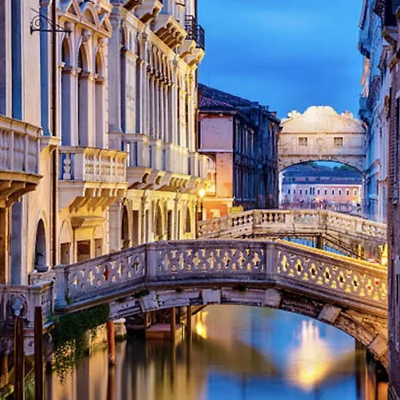 شقة Blue Venetian House *