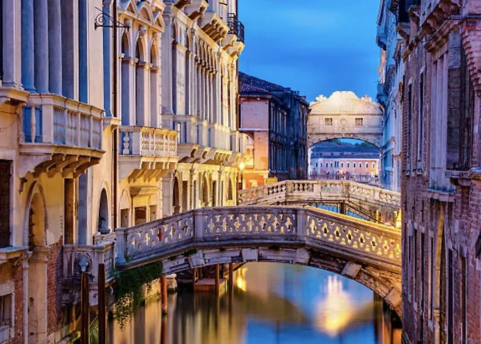 Апартаменты Blue Venetian House *